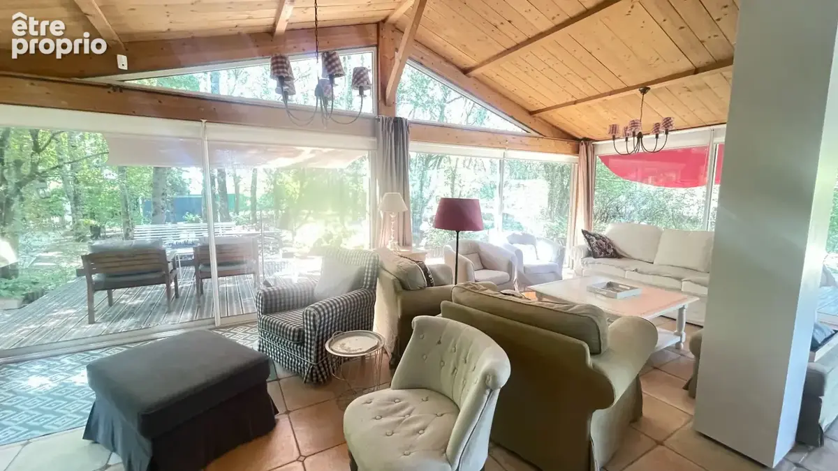 Maison 6 pièces 205 m² à vendre à Saint-Cyr-Sur-Le-Rhone (69560) - photo 9