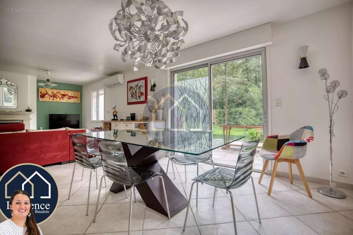 Maison à NOGENT-LE-ROI