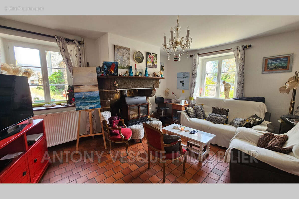 Maison à AGON-COUTAINVILLE