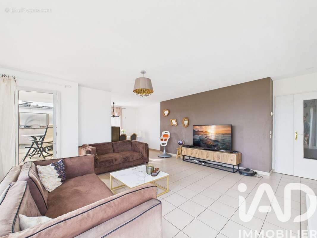 Photo 9 - Appartement à CORBEIL-ESSONNES