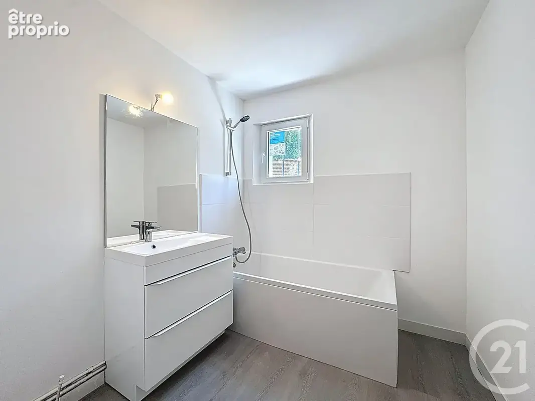 Maison 4 pièces 93 m² à vendre à La Ferte-Saint-Aubin (45240) - photo 9