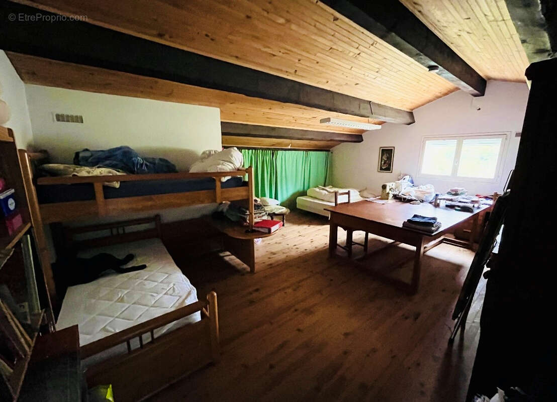 Maison à SAINT-MARTIN-DE-VALAMAS