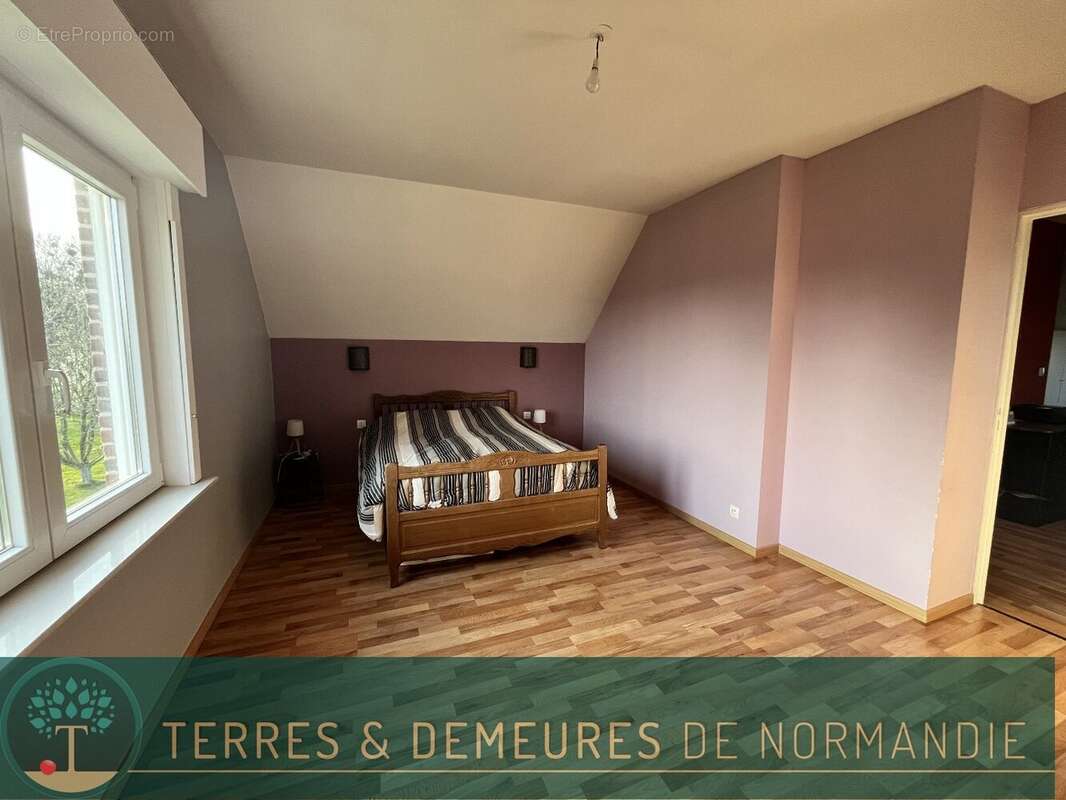 Maison à THIBERVILLE