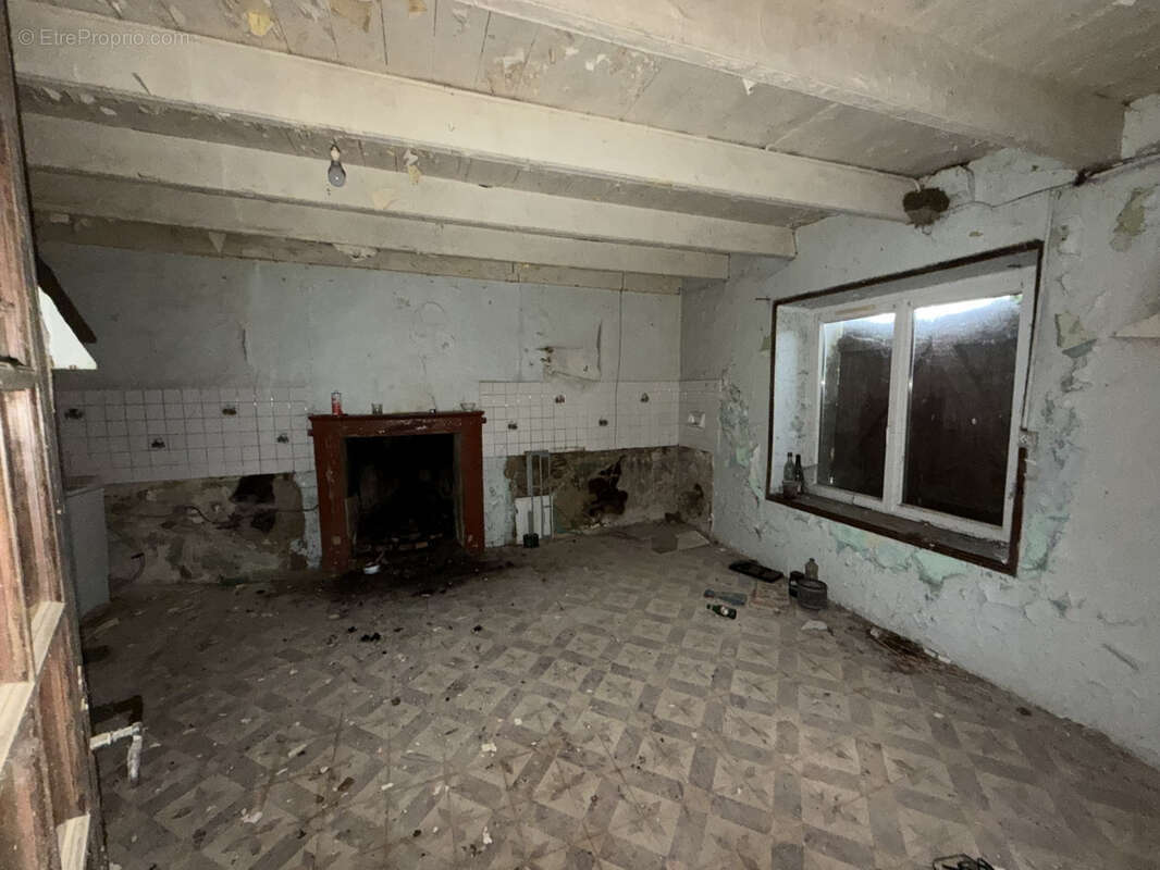 Maison à POULLAOUEN