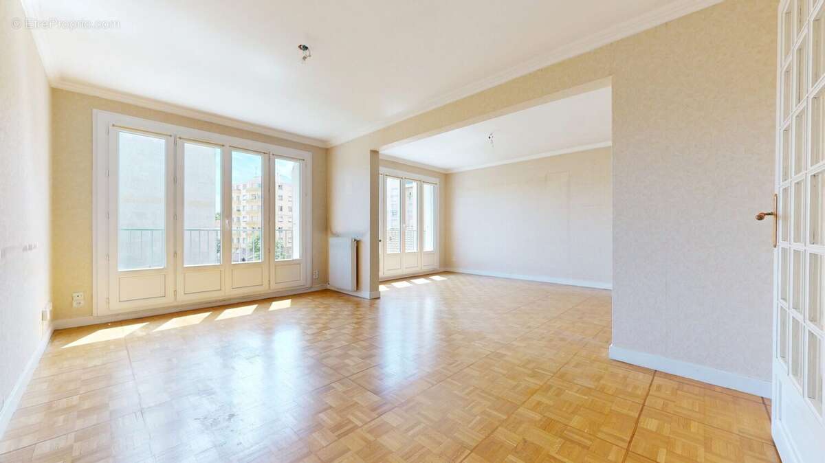 Appartement à LYON-3E