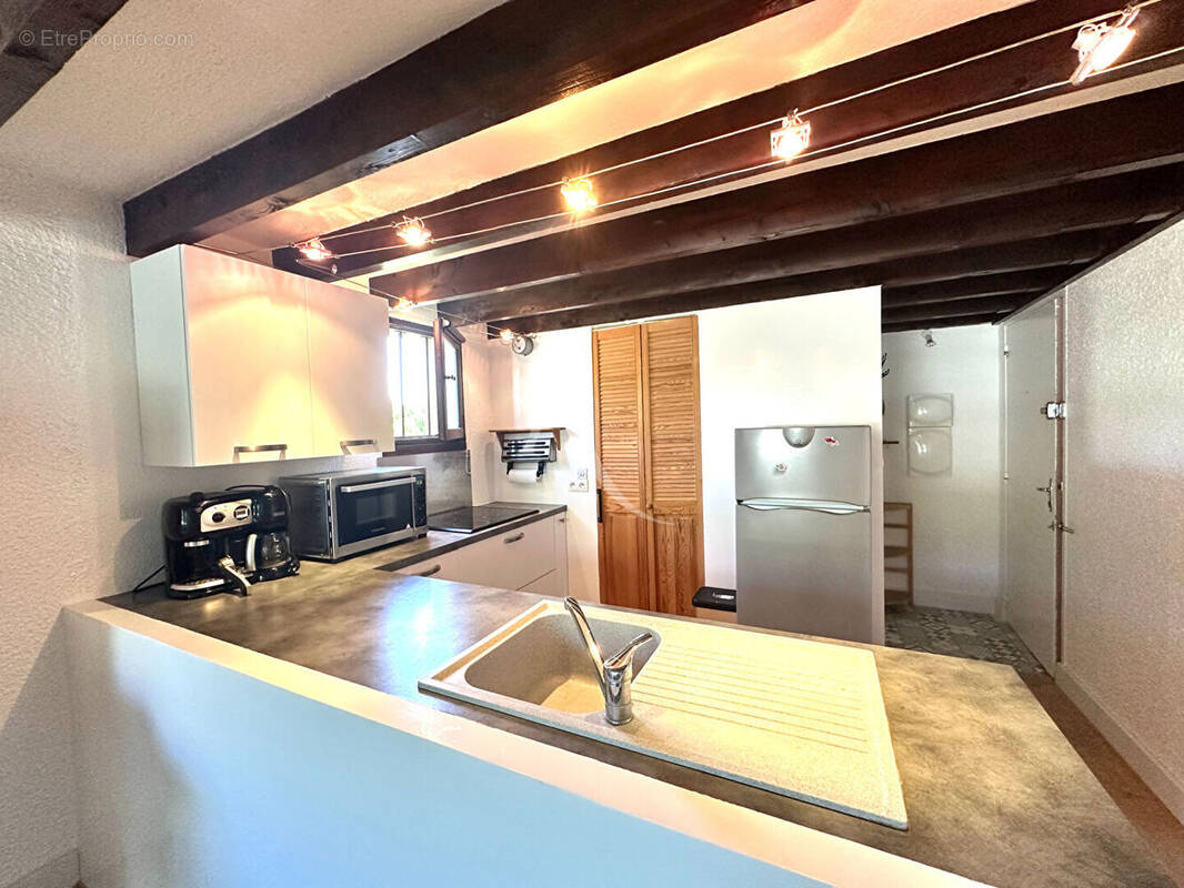 Appartement à GREOUX-LES-BAINS