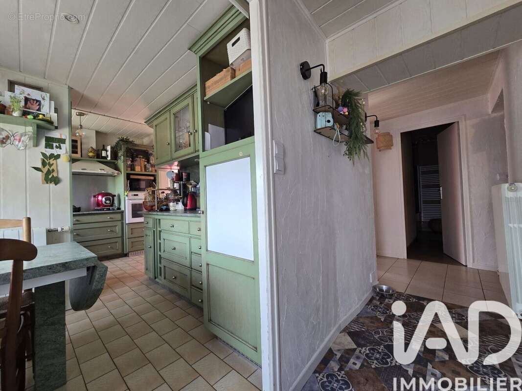 Maison 120 m² à Saint-Jacques-De-Thouars  - photo 6