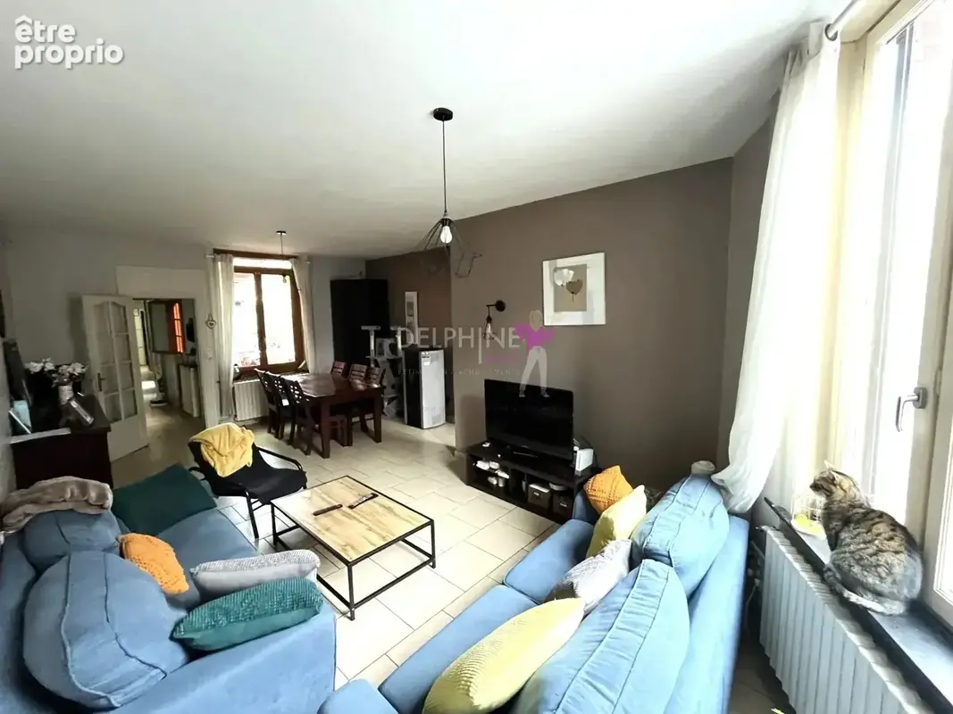 Maison de famille avec jardin et garage - photo 2