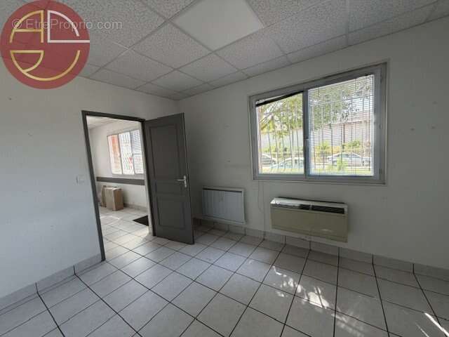 Commerce 669 m² à Castanet-Tolosan  - photo 5
