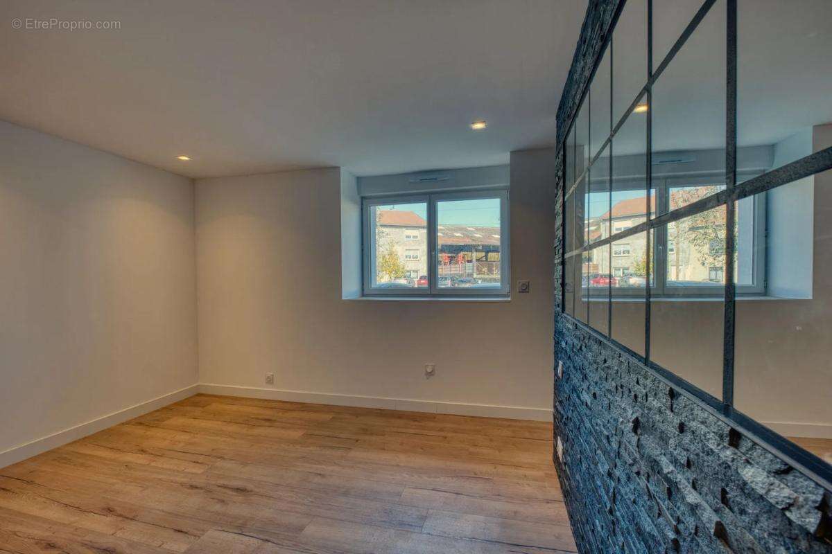 Maison à VAHL-LES-FAULQUEMONT