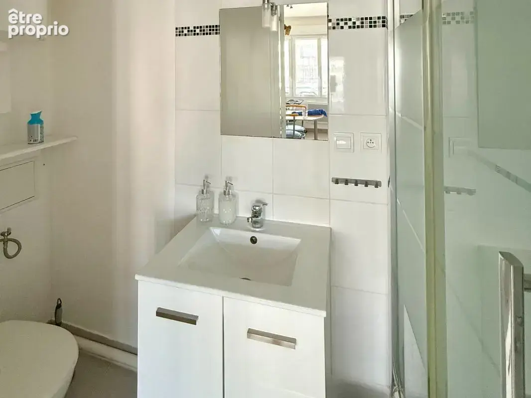 Deux studios meubles au coeur de nouvelle-ville - photo 5