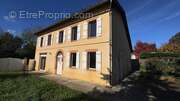 Maison à MONTAIGUT-SUR-SAVE