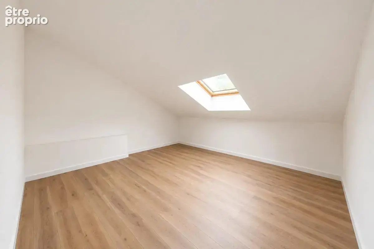Maison entièrement rénovée - 320m saint-Cyr-sur-Morin - photo 19
