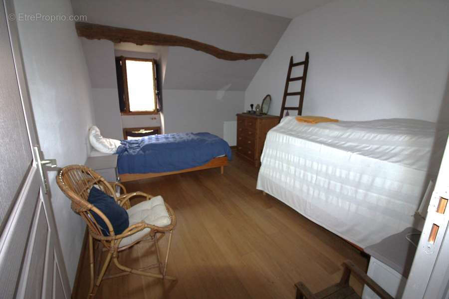 Maison à BRINON-SUR-BEUVRON