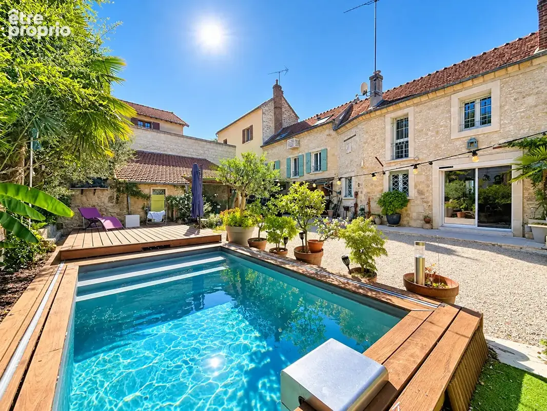 Photo Maison à Nesles-La-Vallee au prix de 619 000€