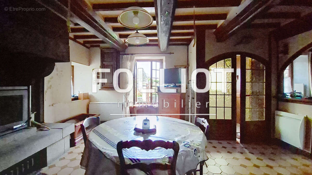 Maison à CHAMPREPUS