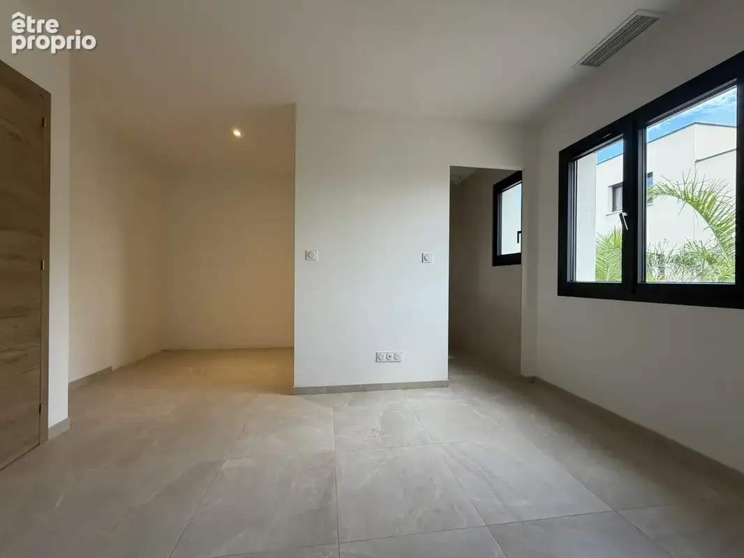 Vend villa T4 de 107m2 quartier Crabit - photo 5