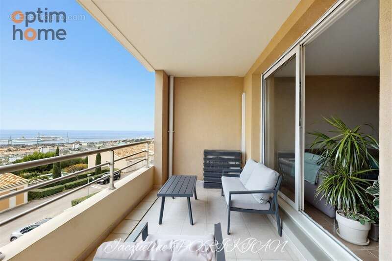 Appartement à MARSEILLE-15E