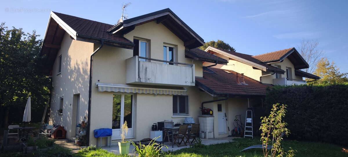 Maison à SAINT-PIERRE-EN-FAUCIGNY