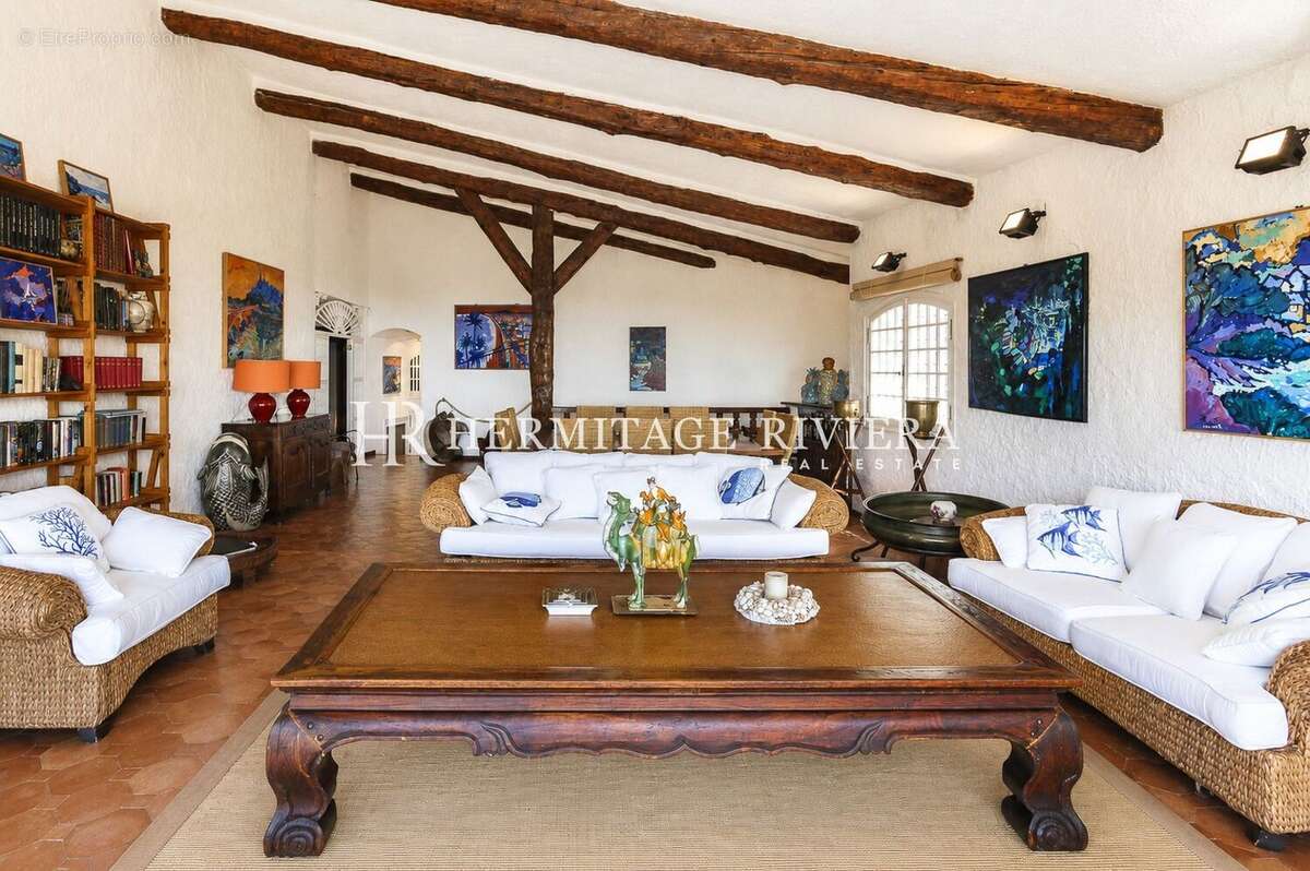 Maison 320 m² à Eze  - photo 14