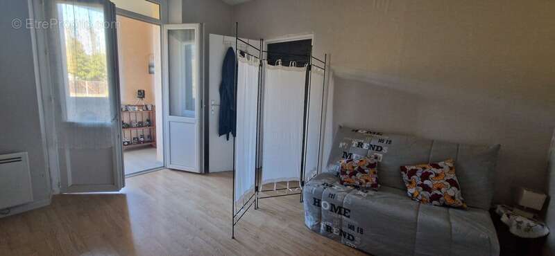 Maison à DECAZEVILLE