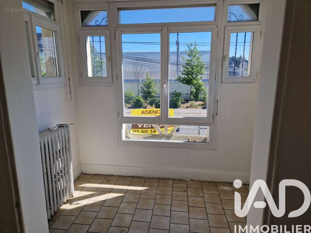 Photo 3 - Maison à MASSY