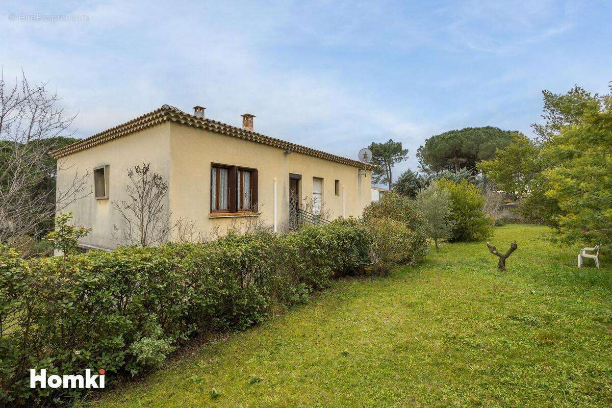 Maison à BAGNOLS-SUR-CEZE