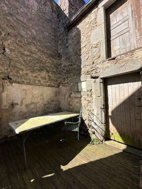 Maison à LORMES