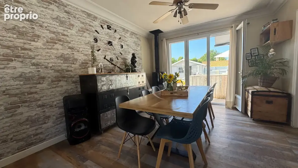 A VENDRE Mouilleron Le Captif - Maison familiale de 135m²  avec piscine + sauna + Jacuzzi - photo 3
