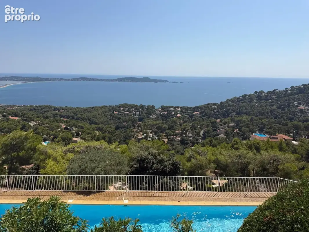 Photo 1 - Appartement à HYERES