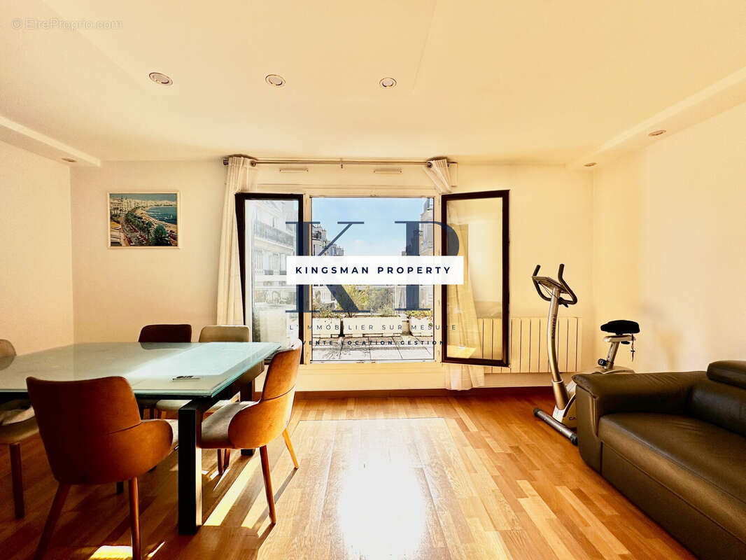 Appartement à PARIS-20E
