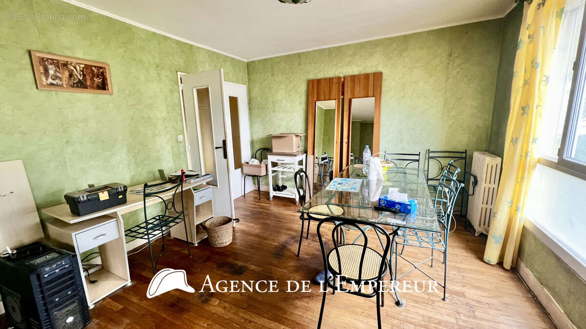 Appartement à RUEIL-MALMAISON