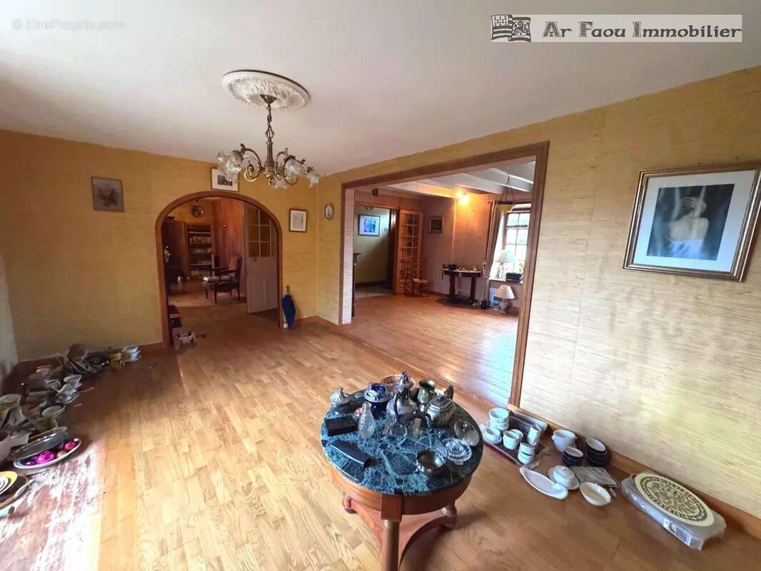 Maison à SAINT-RIVOAL