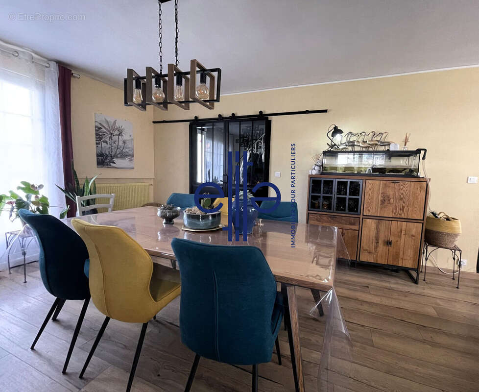 Maison à COULOUNIEIX-CHAMIERS