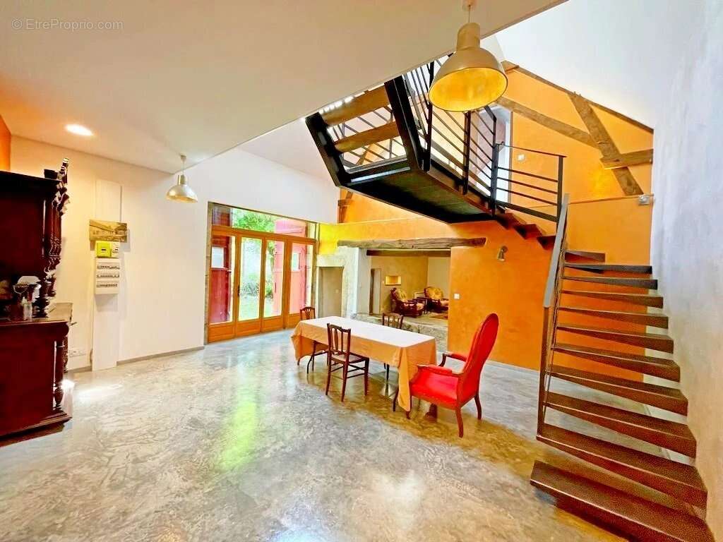 Maison à SAINT-BRISSON