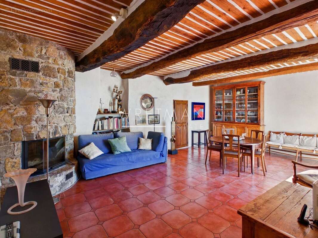 Maison à SEILLANS
