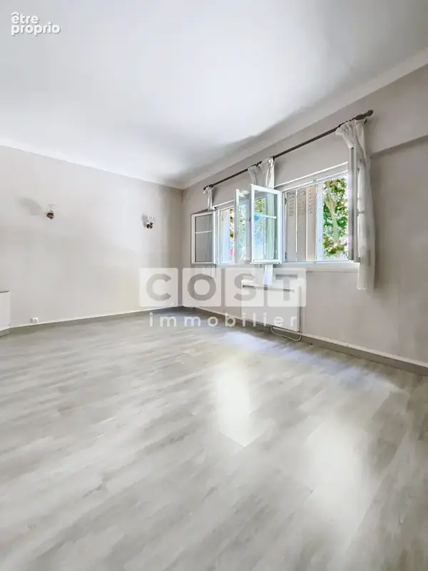 Appartement 3 pièces 61 m² à vendre à Asnieres-Sur-Seine (92600) - photo 2