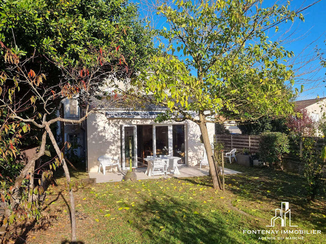 Maison à FONTENAY-LE-COMTE
