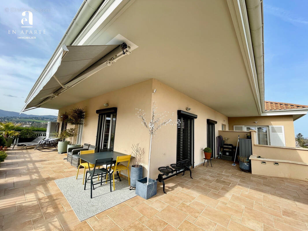 Appartement à BRINDAS