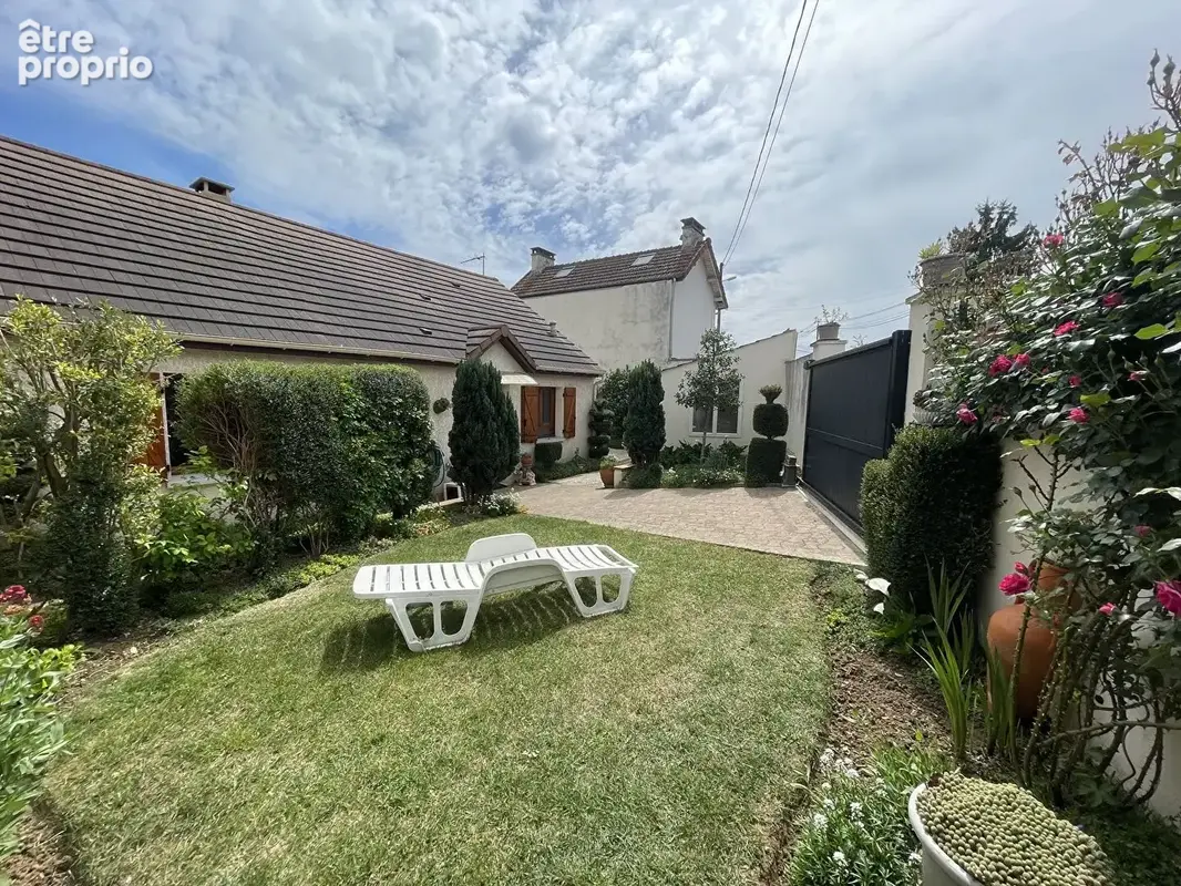 Maison à VILLENOY