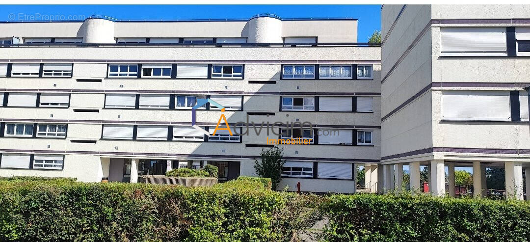 Façade Ouest - Appartement à PONTOISE