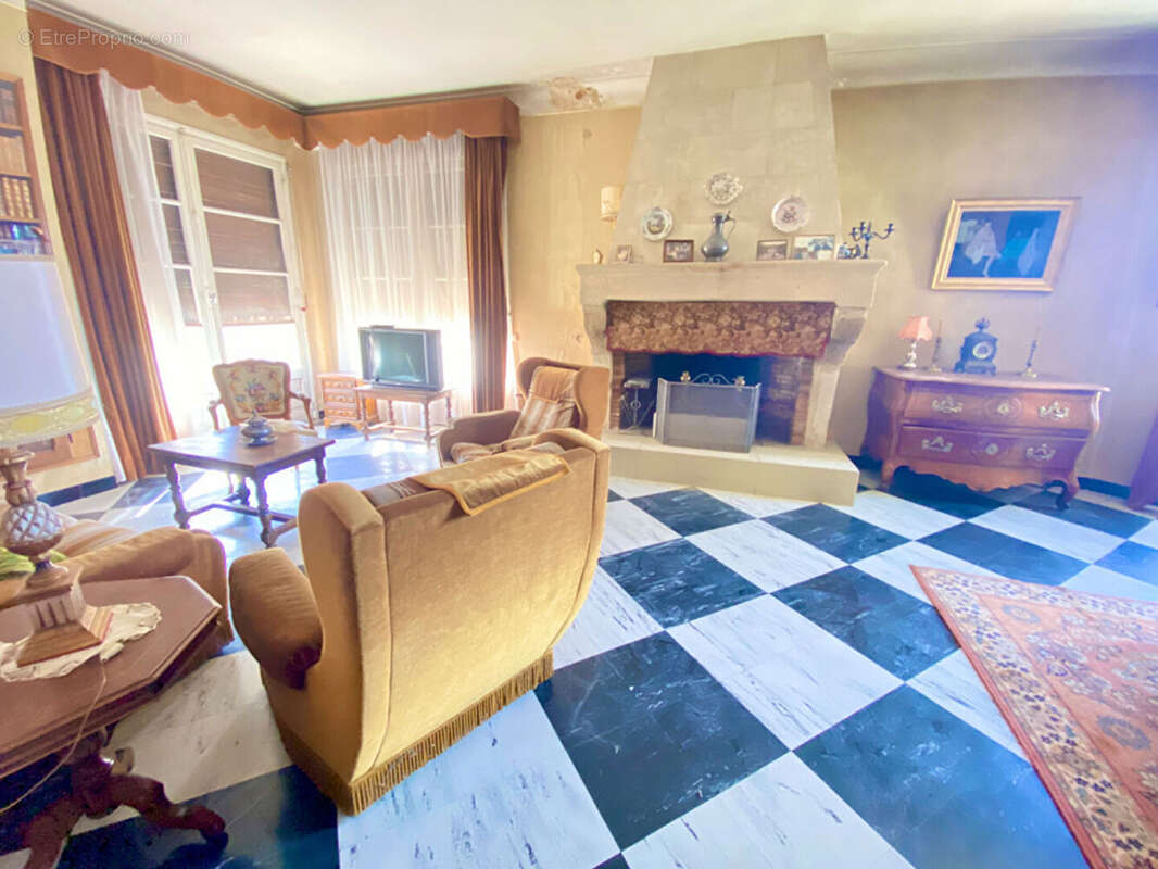 Appartement à PONT-SAINT-ESPRIT