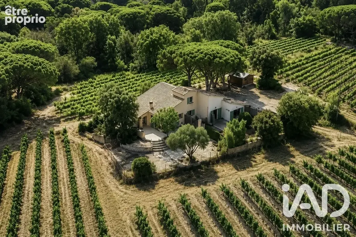 Photo 1 - Maison à PLAN-DE-LA-TOUR