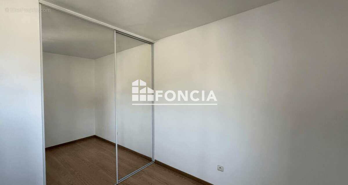 Appartement à VIZILLE