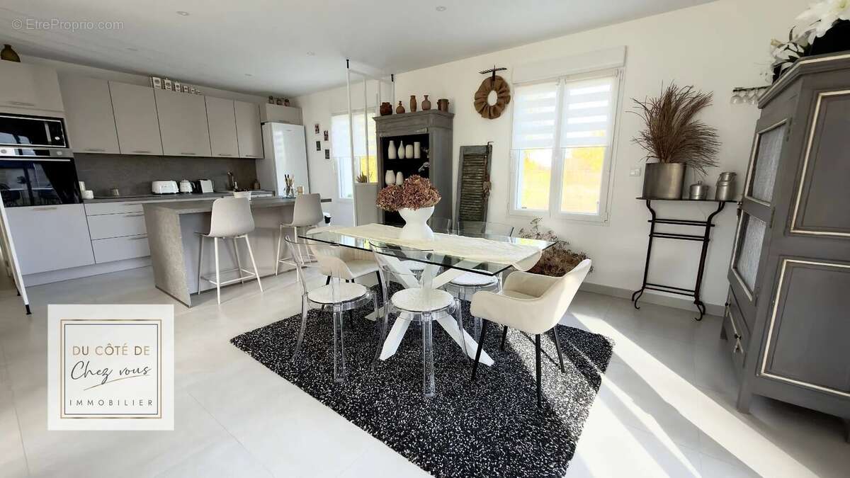 Maison à LAINES-AUX-BOIS