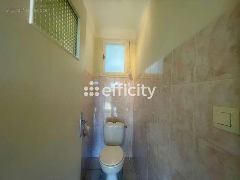 Maison à ROUSSILLON