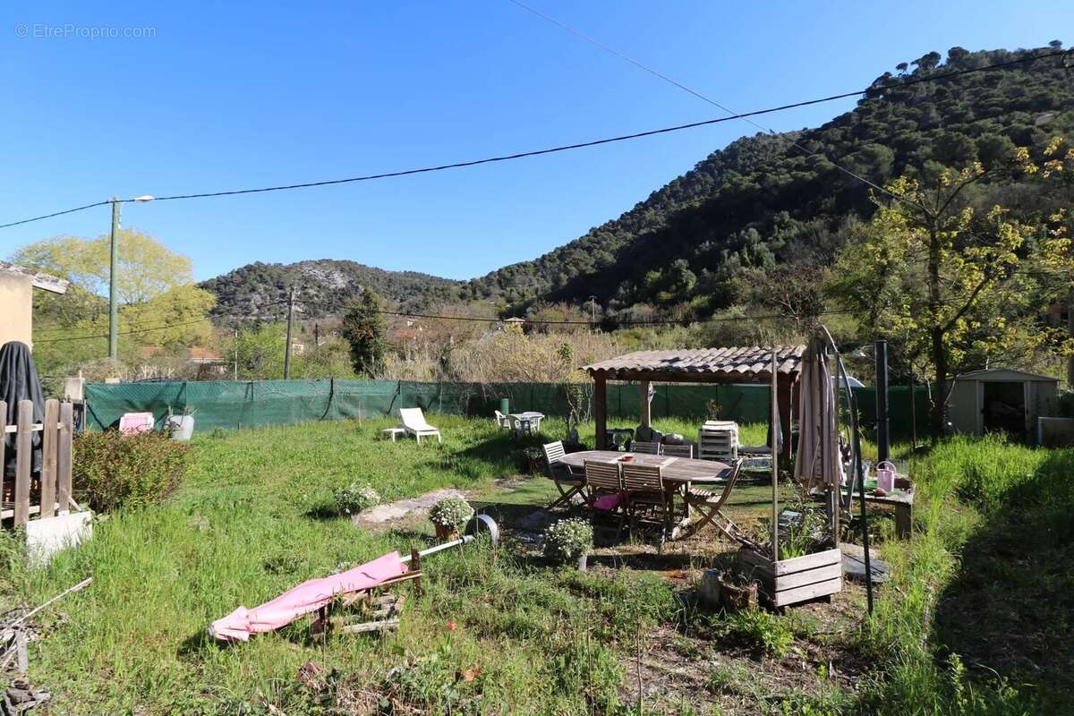 Maison à TOURRETTE-LEVENS