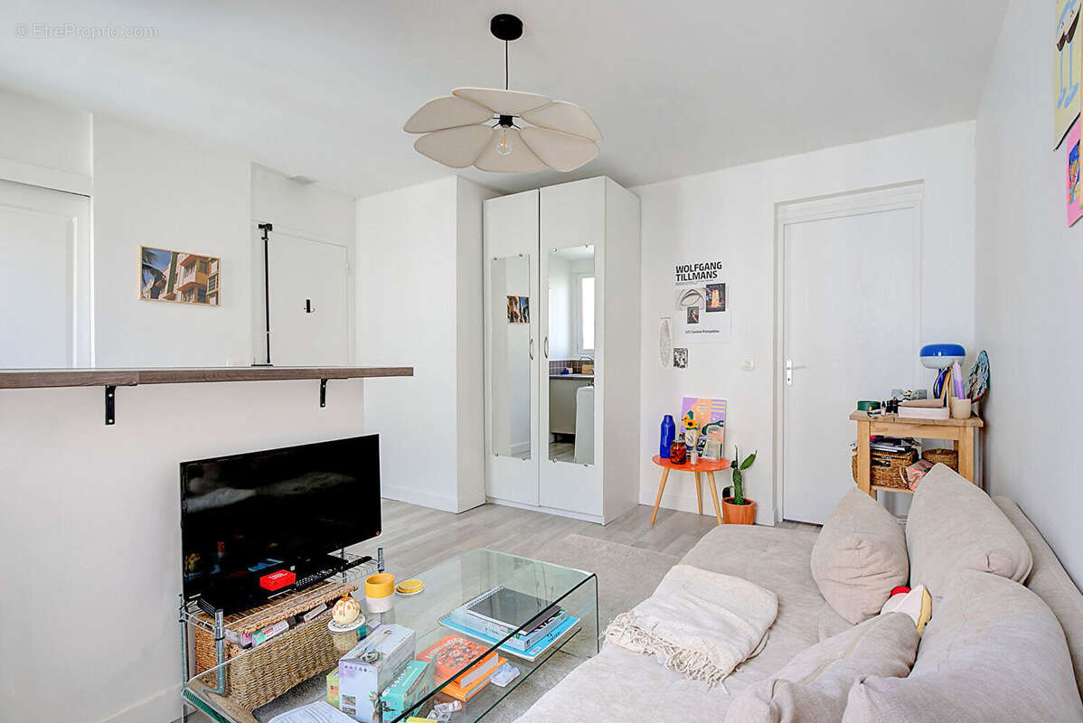 Appartement à PARIS-18E