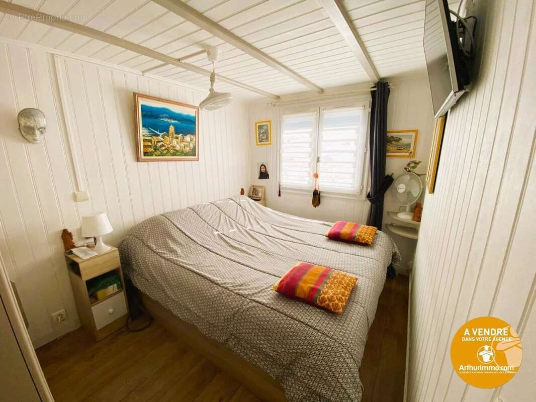 Maison à BORMES-LES-MIMOSAS