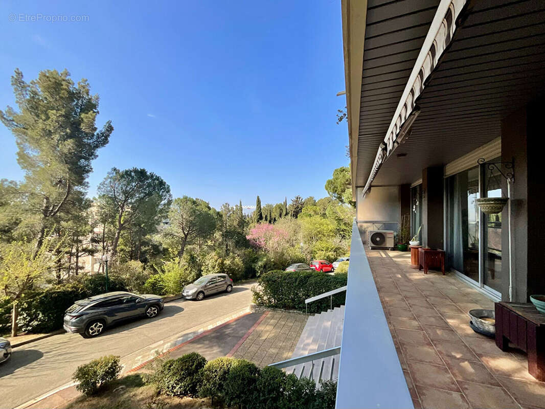 Appartement à AIX-EN-PROVENCE